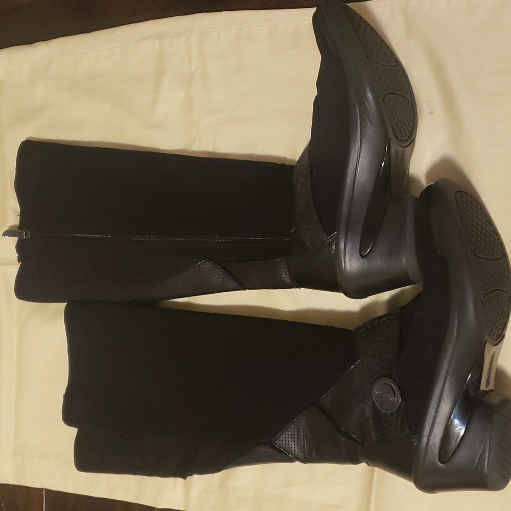 Bzees Fabric Boots